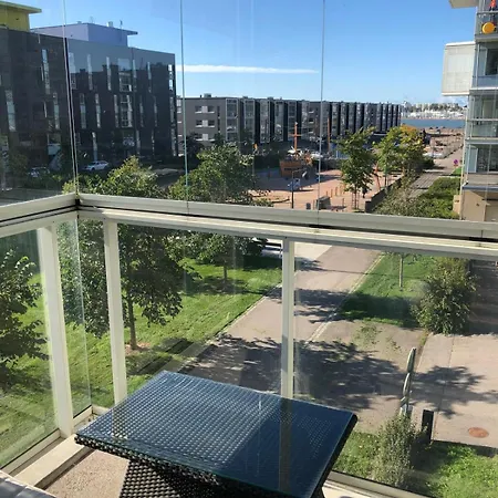 Gella Canalside With Sauna And Balcony In Address Saukonpaadenranta 4 * Helsinki